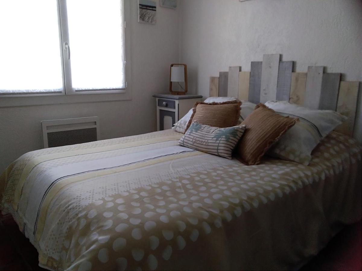 Bed and Breakfast Le Petit Patio Aigues-Mortes Zewnętrze zdjęcie